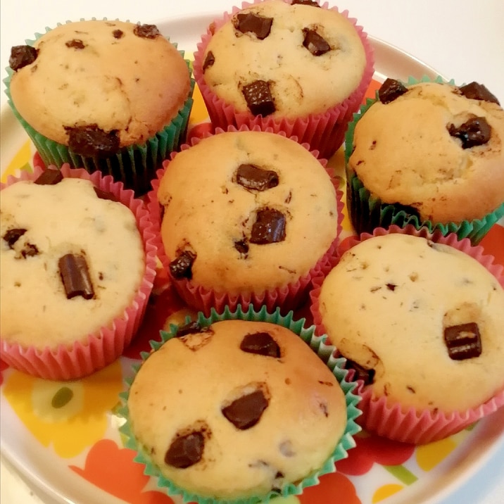 何個も食べたくなる☆チョコチップ入りカップケーキ☆